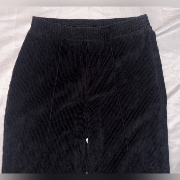 Aerie Groove On Ribbed Velour Flare Pant Corduroy Pull On Black Small Regular - Picture 4 of 5